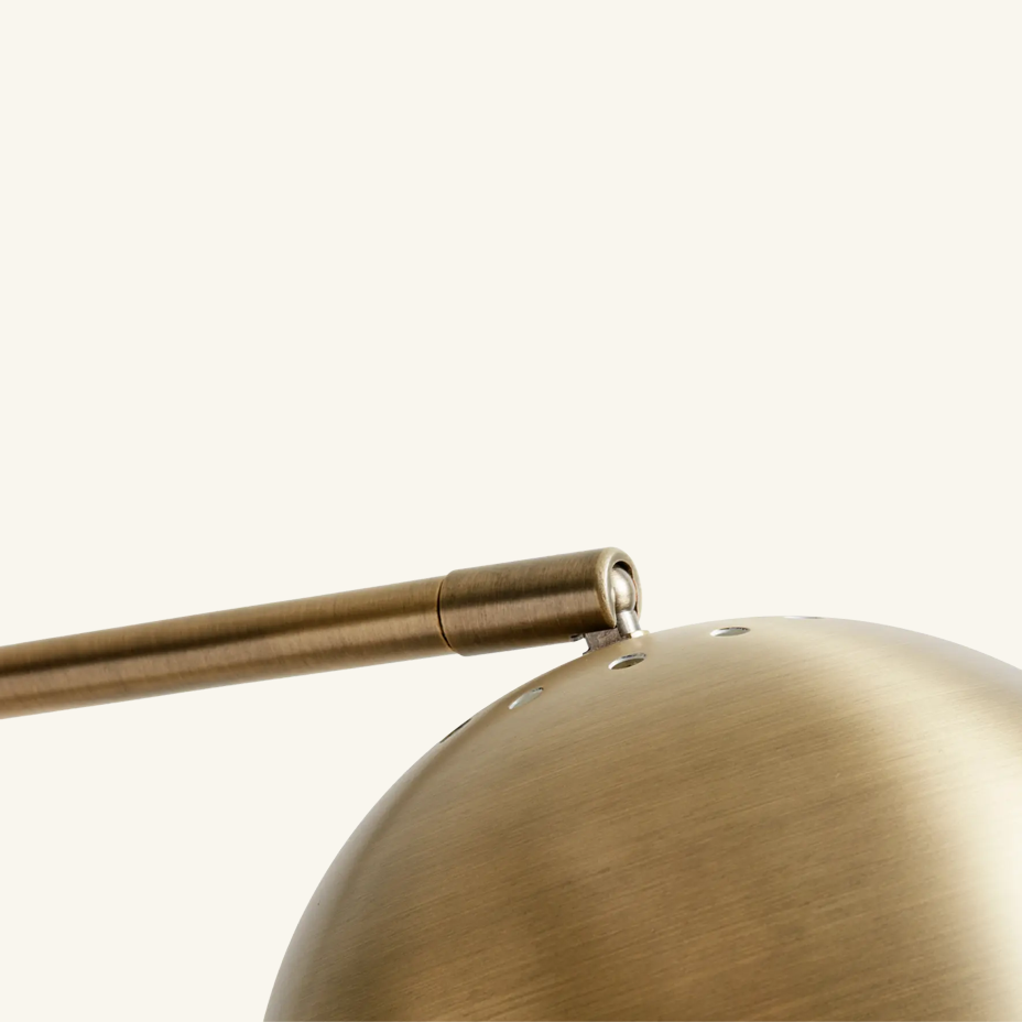 Kip floor lamp