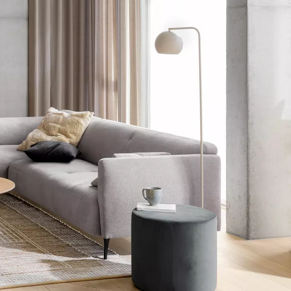 Kip floor lamp