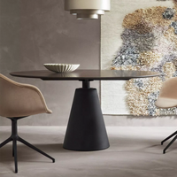 Madrid dining table