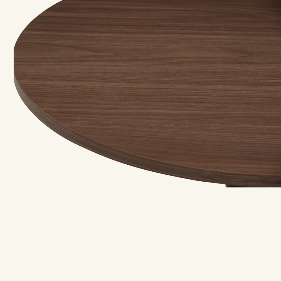 Runda round dining table